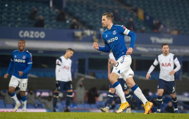 佳的中小型 佳的中小型